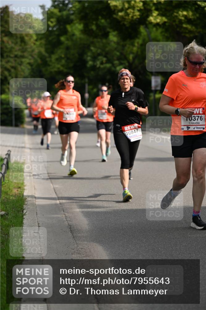 15.06.2025 - REWE Women's Run Dr. Thomas Lammeyer http://msf.ph/oto/7955643 15.06.2025 09:45:49 Laufen 10847, 10376 meine-sportfotos.de