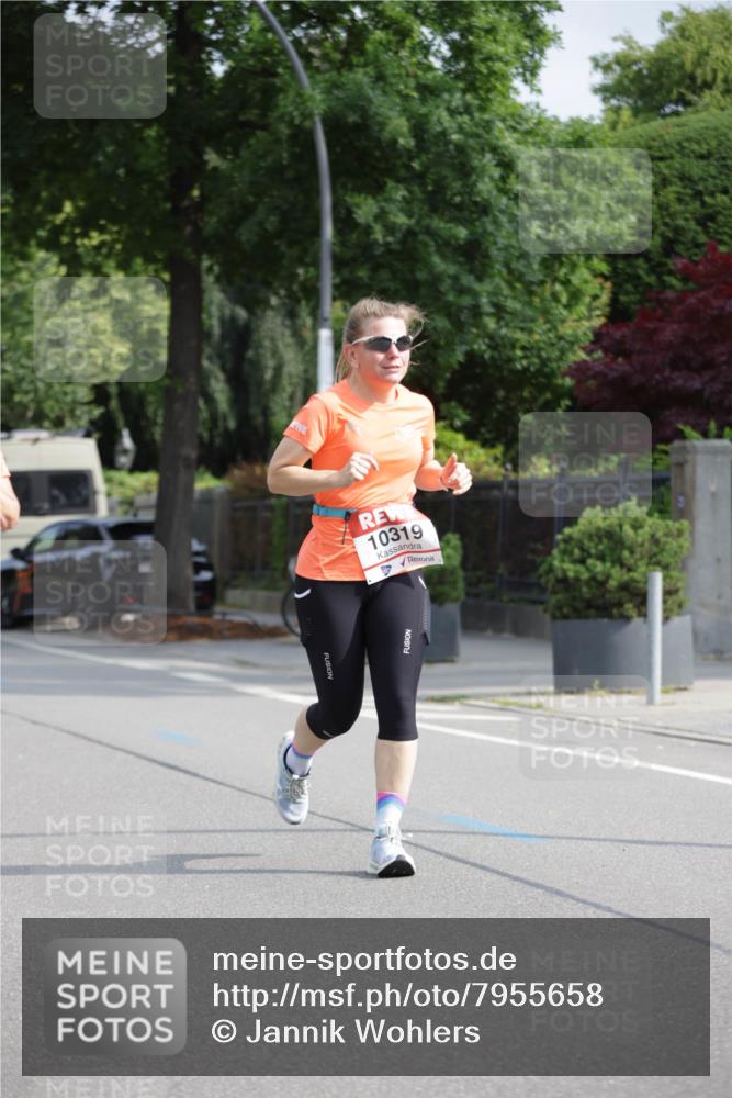 15.06.2025 - REWE Women's Run Jannik Wohlers http://msf.ph/oto/7955658 15.06.2025 08:51:15 Laufen 10319 meine-sportfotos.de