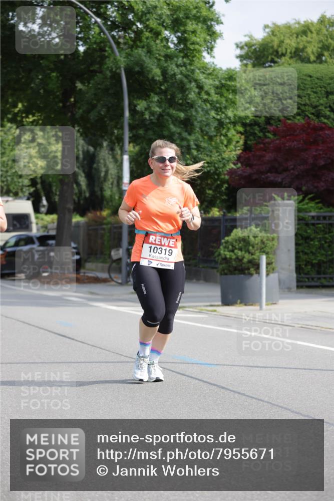 15.06.2025 - REWE Women's Run Jannik Wohlers http://msf.ph/oto/7955671 15.06.2025 08:51:15 Laufen 10319 meine-sportfotos.de