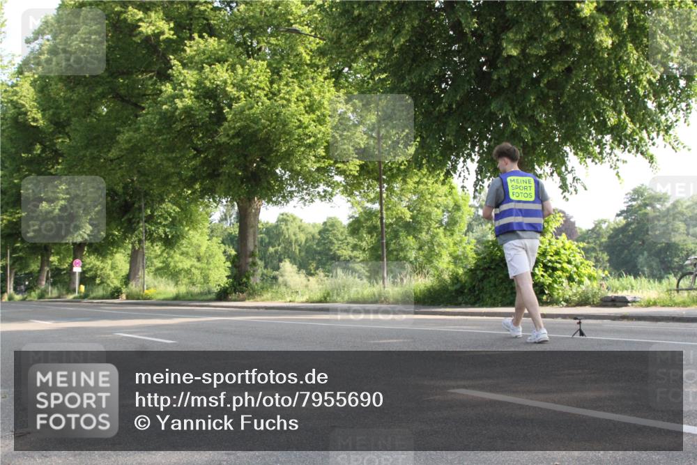 15.06.2025 - 7 Türme Triathlon Yannick Fuchs http://msf.ph/oto/7955690 15.06.2025 08:58:10 Radfahren  meine-sportfotos.de