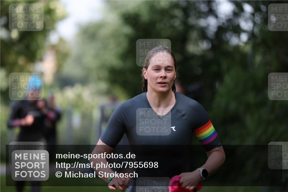 15.06.2025 - 7 Türme Triathlon Michael Strokosch http://msf.ph/oto/7955698 15.06.2025 12:33:38 Schwimmen 391, 415, 433, 667, 675 meine-sportfotos.de