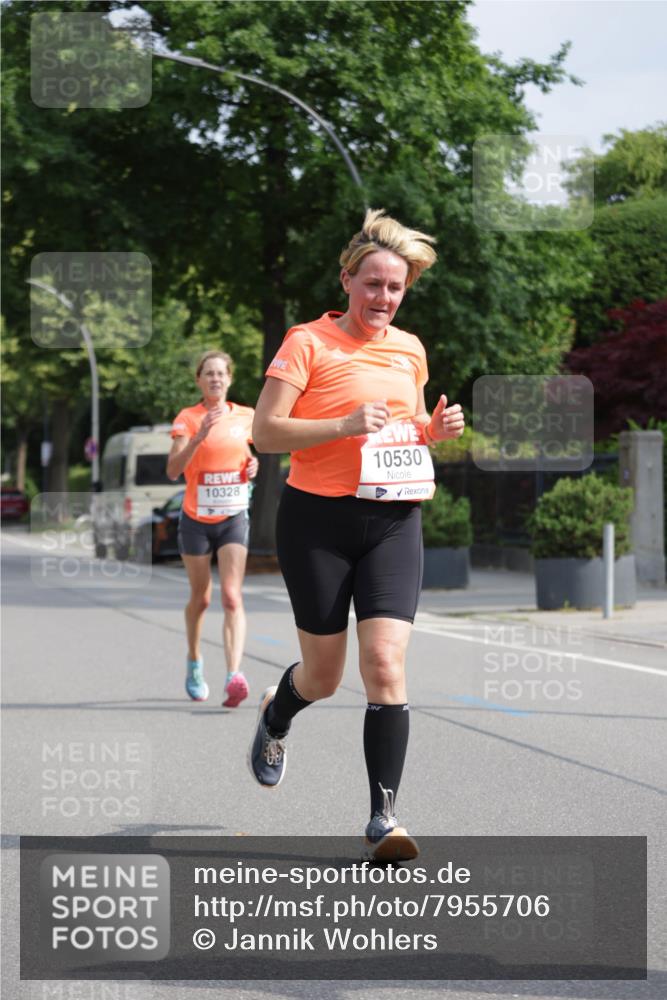 15.06.2025 - REWE Women's Run Jannik Wohlers http://msf.ph/oto/7955706 15.06.2025 08:51:17 Laufen 10530, 10328 meine-sportfotos.de