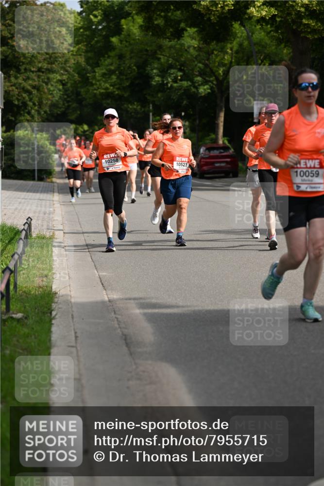 15.06.2025 - REWE Women's Run Dr. Thomas Lammeyer http://msf.ph/oto/7955715 15.06.2025 09:45:53 Laufen 10258, 10523, 10059 meine-sportfotos.de