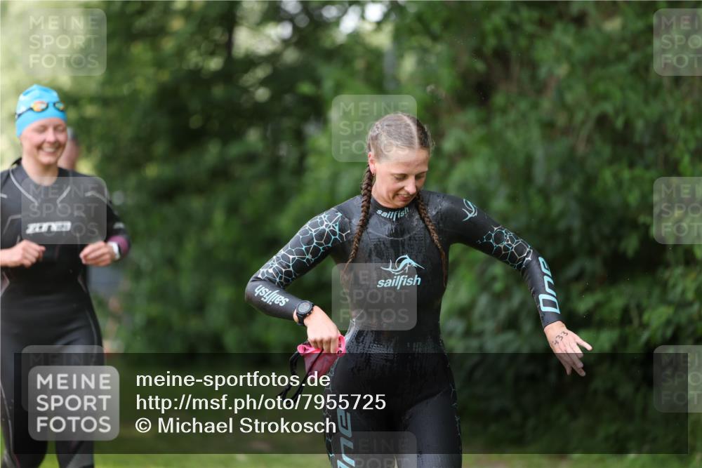 15.06.2025 - 7 Türme Triathlon Michael Strokosch http://msf.ph/oto/7955725 15.06.2025 12:33:41 Schwimmen 391, 415, 433, 603, 667, 675 meine-sportfotos.de