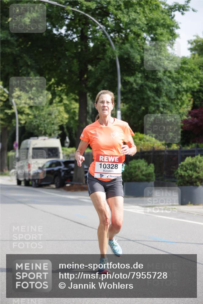 15.06.2025 - REWE Women's Run Jannik Wohlers http://msf.ph/oto/7955728 15.06.2025 08:51:18 Laufen 10328 meine-sportfotos.de