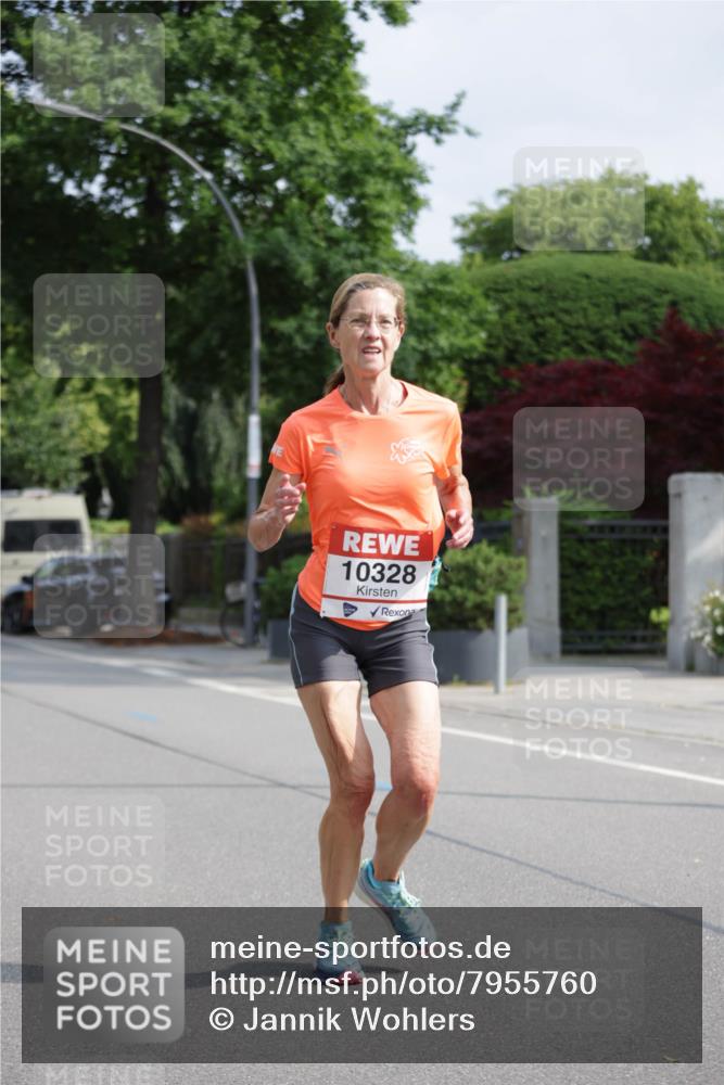 15.06.2025 - REWE Women's Run Jannik Wohlers http://msf.ph/oto/7955760 15.06.2025 08:51:19 Laufen 10328 meine-sportfotos.de