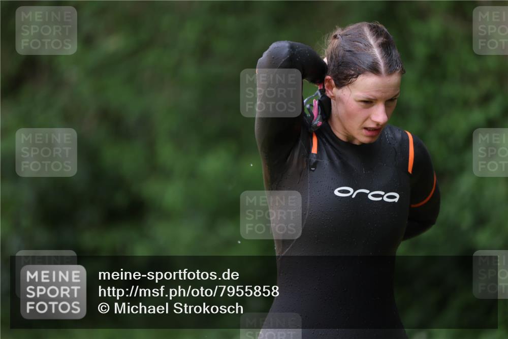 15.06.2025 - 7 Türme Triathlon Michael Strokosch http://msf.ph/oto/7955858 15.06.2025 12:34:02 Schwimmen 418, 603 meine-sportfotos.de
