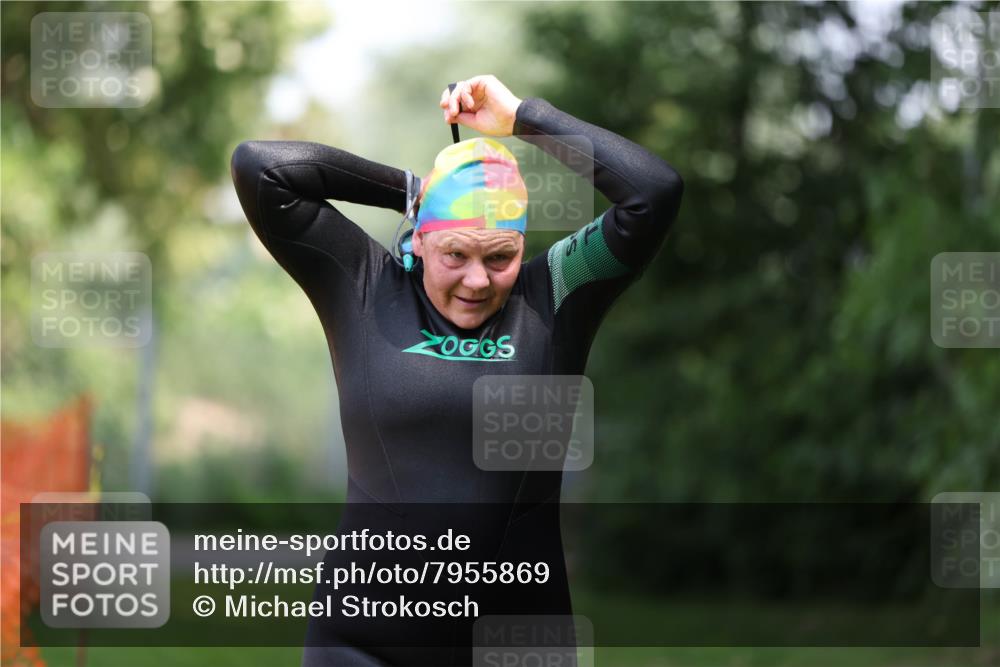 15.06.2025 - 7 Türme Triathlon Michael Strokosch http://msf.ph/oto/7955869 15.06.2025 12:34:10 Schwimmen 418, 603 meine-sportfotos.de