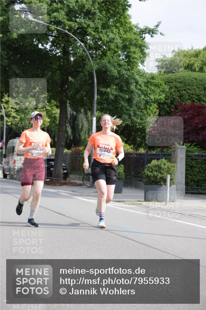 15.06.2025 - REWE Women's Run Jannik Wohlers http://msf.ph/oto/7955933 15.06.2025 08:51:29 Laufen 0628, 10443 meine-sportfotos.de