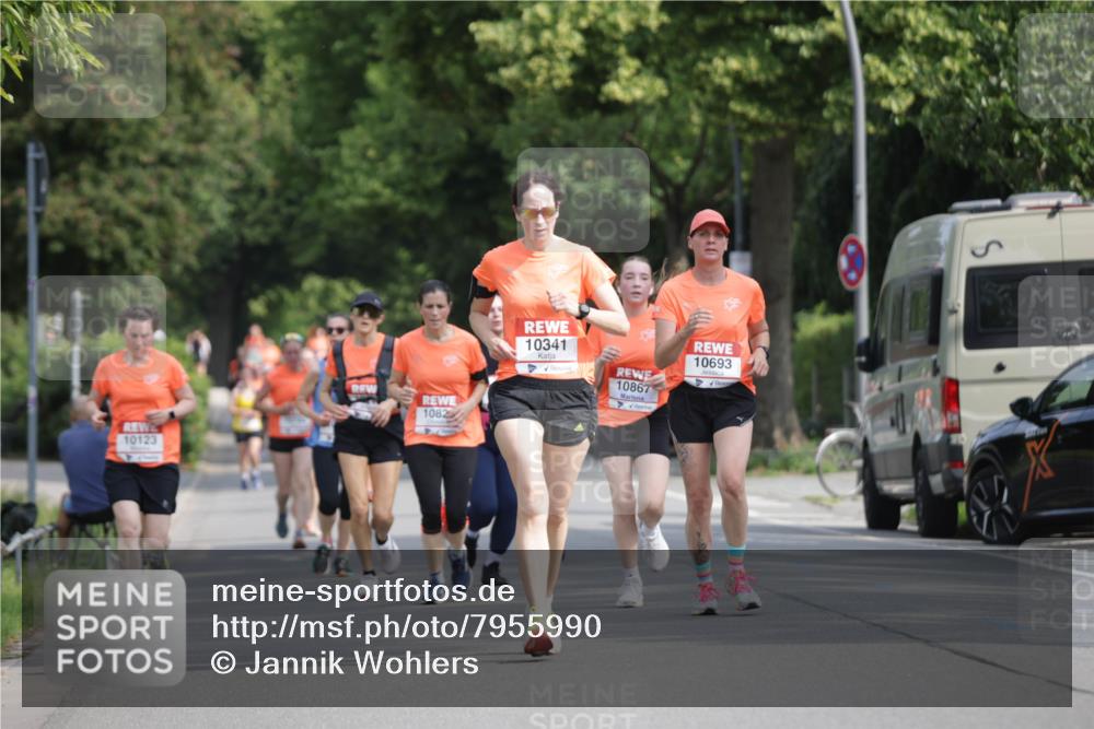15.06.2025 - REWE Women's Run Jannik Wohlers http://msf.ph/oto/7955990 15.06.2025 08:51:38 Laufen 10123, 1082, 10341, 10867, 10693 meine-sportfotos.de
