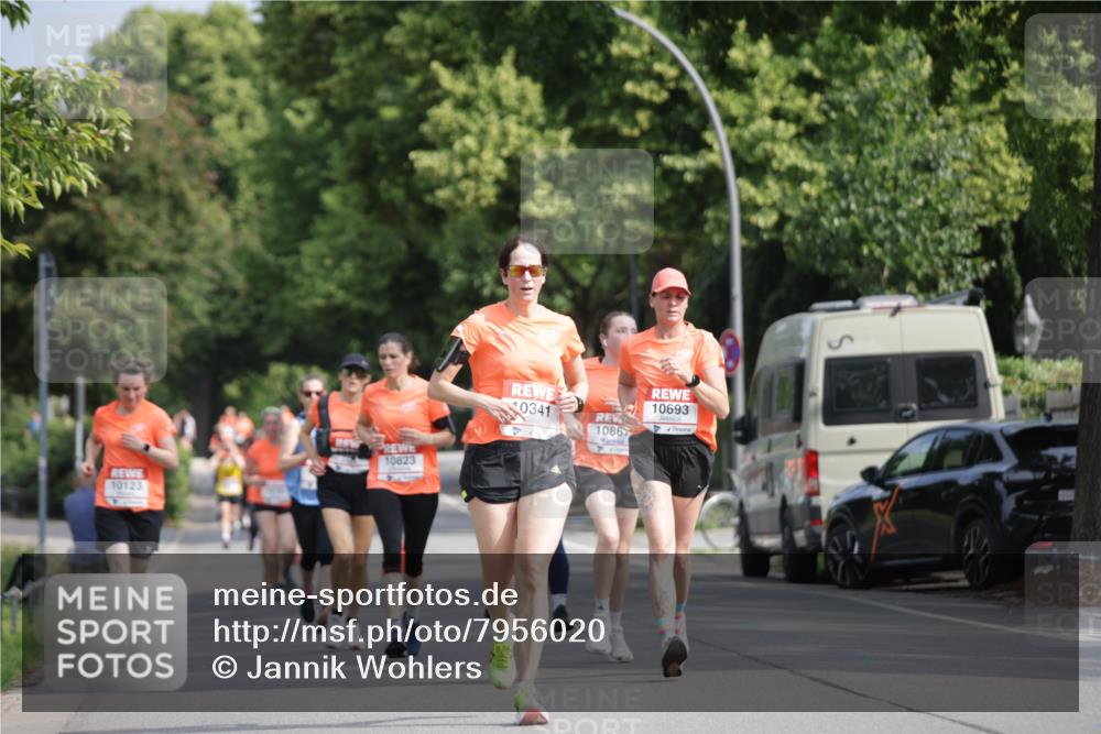 15.06.2025 - REWE Women's Run Jannik Wohlers http://msf.ph/oto/7956020 15.06.2025 08:51:39 Laufen 10123, 10823, 0341, 10693, 10867 meine-sportfotos.de