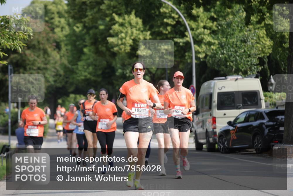 15.06.2025 - REWE Women's Run Jannik Wohlers http://msf.ph/oto/7956028 15.06.2025 08:51:40 Laufen 1082, 10123, 10341, 108, 1069 meine-sportfotos.de