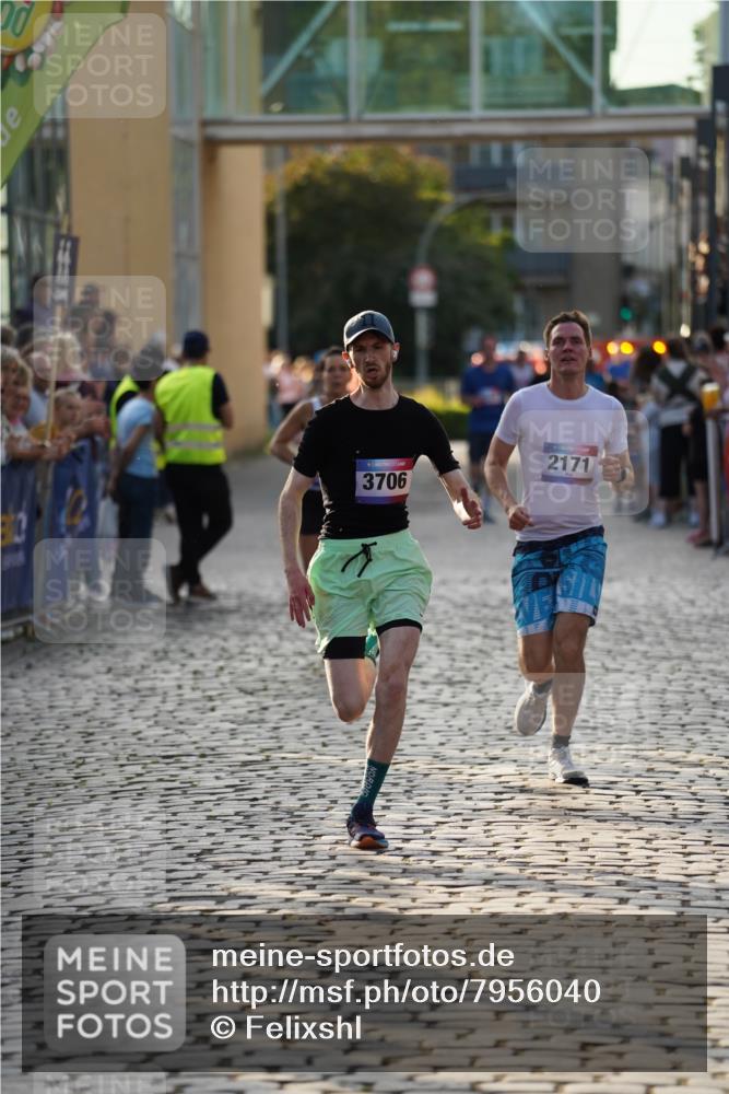 13.06.2025 - Holstenköstenlauf Felixshl http://msf.ph/oto/7956040 13.06.2025 19:46:48 Laufen 2171, 2461, 2632, 3706 meine-sportfotos.de