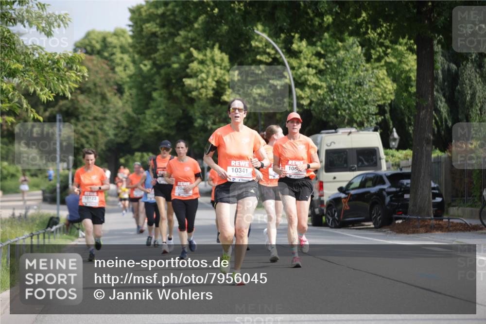 15.06.2025 - REWE Women's Run Jannik Wohlers http://msf.ph/oto/7956045 15.06.2025 08:51:40 Laufen 10341, 10, 10123, 106 meine-sportfotos.de