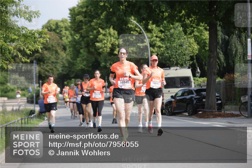 15.06.2025 - REWE Women's Run Jannik Wohlers http://msf.ph/oto/7956055 15.06.2025 08:51:41 Laufen 10823, 10123, 10341, 101, 10693 meine-sportfotos.de