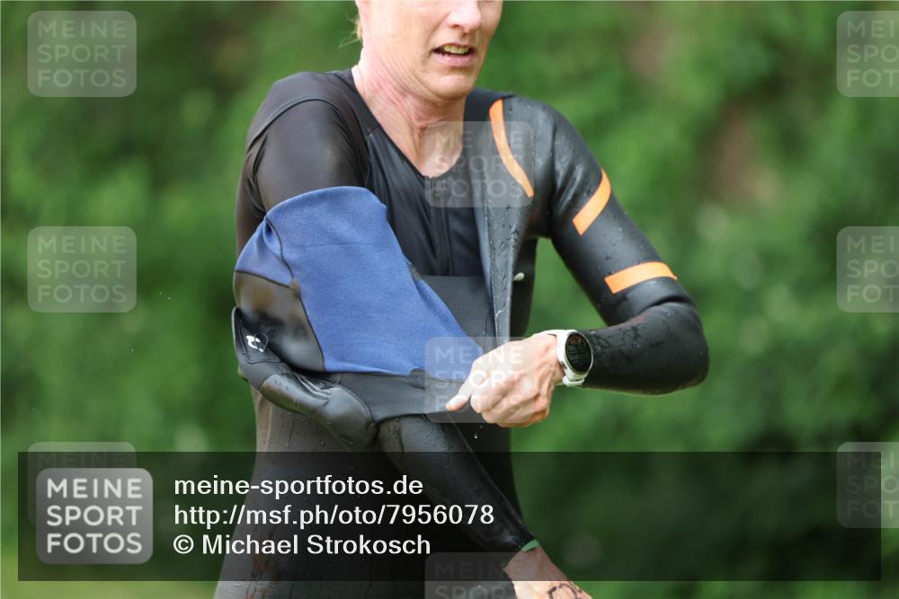 15.06.2025 - 7 Türme Triathlon Michael Strokosch http://msf.ph/oto/7956078 15.06.2025 12:34:55 Schwimmen 352, 482, 526, 533, 535 meine-sportfotos.de