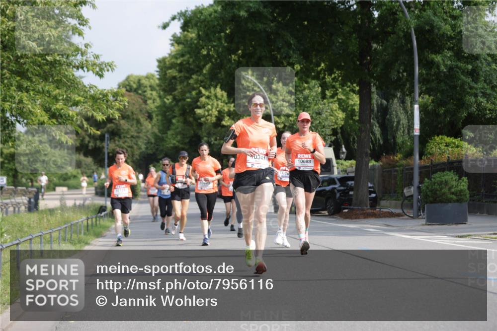 15.06.2025 - REWE Women's Run Jannik Wohlers http://msf.ph/oto/7956116 15.06.2025 08:51:42 Laufen 77, 1082, 10123, 0341, 10693, 1086 meine-sportfotos.de