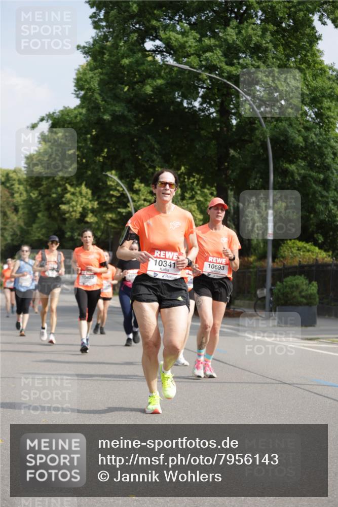15.06.2025 - REWE Women's Run Jannik Wohlers http://msf.ph/oto/7956143 15.06.2025 08:51:43 Laufen 10693, 10341 meine-sportfotos.de