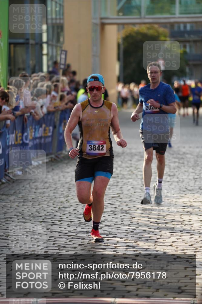 13.06.2025 - Holstenköstenlauf Felixshl http://msf.ph/oto/7956178 13.06.2025 19:46:58 Laufen 2020, 2156, 2468, 3842 meine-sportfotos.de