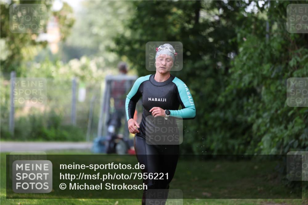 15.06.2025 - 7 Türme Triathlon Michael Strokosch http://msf.ph/oto/7956221 15.06.2025 12:35:32 Schwimmen 408, 532 meine-sportfotos.de