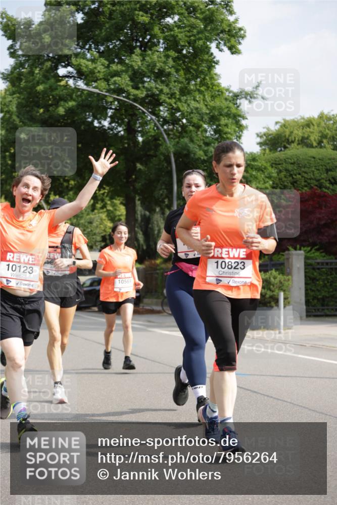 15.06.2025 - REWE Women's Run Jannik Wohlers http://msf.ph/oto/7956264 15.06.2025 08:51:46 Laufen 10123, 10569, 10823 meine-sportfotos.de
