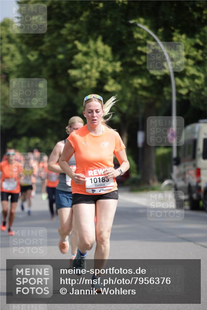 15.06.2025 - REWE Women's Run Jannik Wohlers http://msf.ph/oto/7956376 15.06.2025 08:51:50 Laufen 10185 meine-sportfotos.de