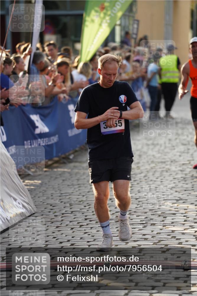13.06.2025 - Holstenköstenlauf Felixshl http://msf.ph/oto/7956504 13.06.2025 19:47:15 Laufen 2002, 2692, 2881, 3886, 3955, 3981 meine-sportfotos.de