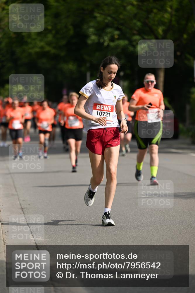 15.06.2025 - REWE Women's Run Dr. Thomas Lammeyer http://msf.ph/oto/7956542 15.06.2025 09:46:47 Laufen 10721 meine-sportfotos.de