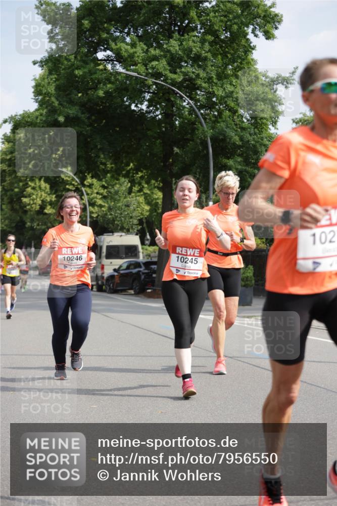 15.06.2025 - REWE Women's Run Jannik Wohlers http://msf.ph/oto/7956550 15.06.2025 08:51:58 Laufen 10246, 10245 meine-sportfotos.de