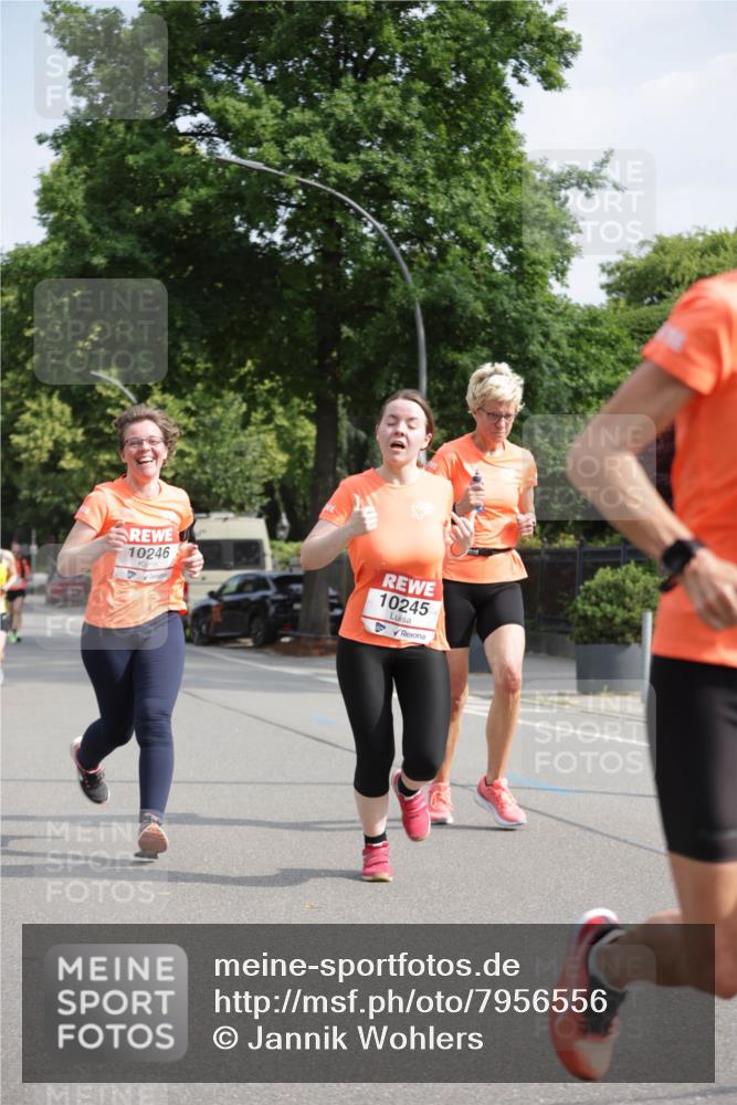 15.06.2025 - REWE Women's Run Jannik Wohlers http://msf.ph/oto/7956556 15.06.2025 08:51:58 Laufen 10246, 10245 meine-sportfotos.de