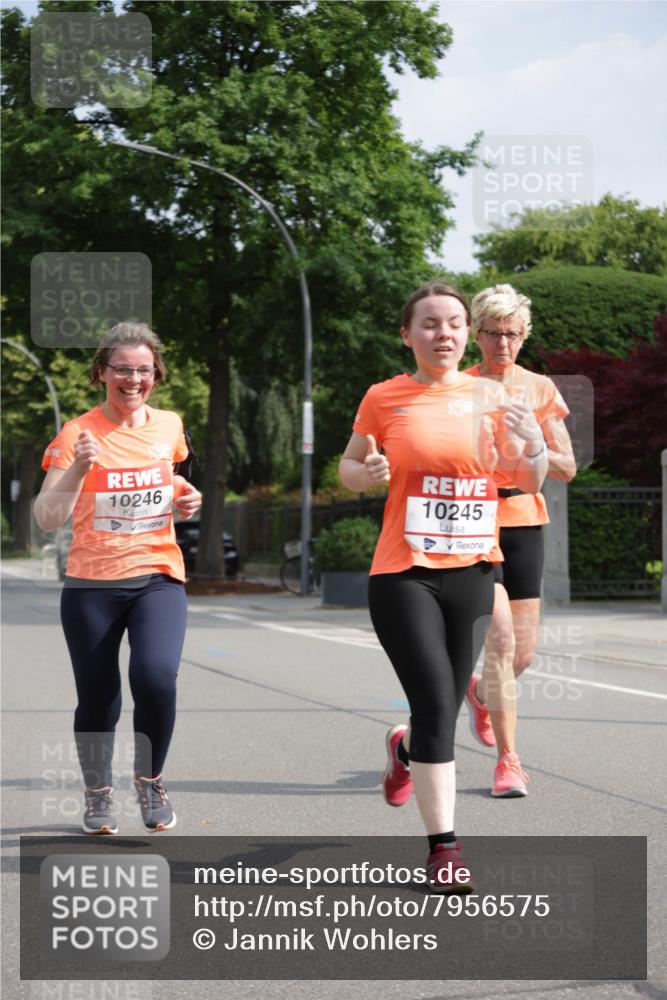 15.06.2025 - REWE Women's Run Jannik Wohlers http://msf.ph/oto/7956575 15.06.2025 08:51:58 Laufen 10246, 10245 meine-sportfotos.de
