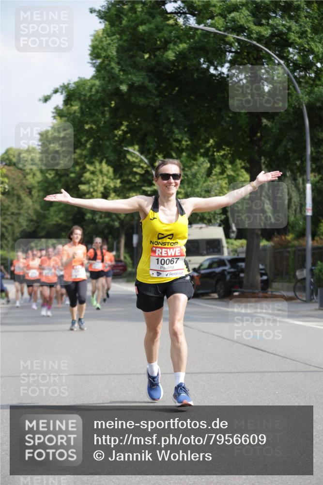 15.06.2025 - REWE Women's Run Jannik Wohlers http://msf.ph/oto/7956609 15.06.2025 08:52:02 Laufen 10067 meine-sportfotos.de