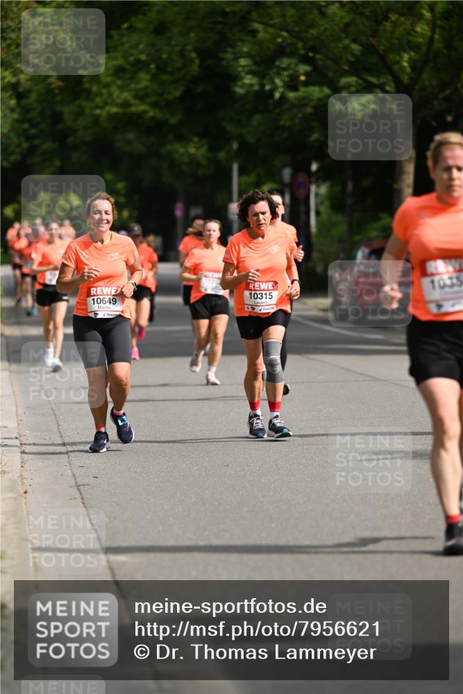 15.06.2025 - REWE Women's Run Dr. Thomas Lammeyer http://msf.ph/oto/7956621 15.06.2025 09:46:53 Laufen 10315, 10649 meine-sportfotos.de