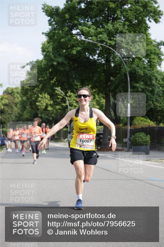 15.06.2025 - REWE Women's Run Jannik Wohlers http://msf.ph/oto/7956625 15.06.2025 08:52:02 Laufen 10067 meine-sportfotos.de