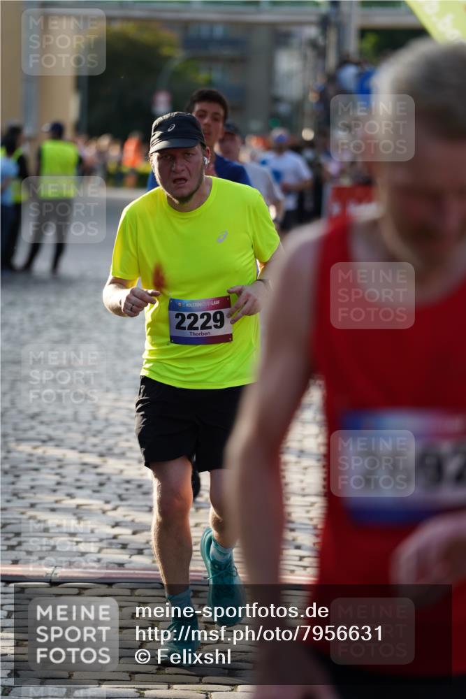 13.06.2025 - Holstenköstenlauf Felixshl http://msf.ph/oto/7956631 13.06.2025 19:47:24 Laufen 2002, 2229, 2754, 3025, 3785 meine-sportfotos.de