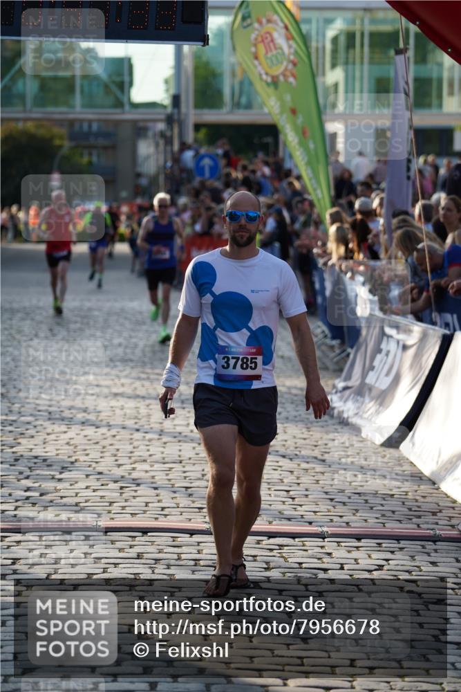 13.06.2025 - Holstenköstenlauf Felixshl http://msf.ph/oto/7956678 13.06.2025 19:47:32 Laufen 2639, 2795, 3785 meine-sportfotos.de