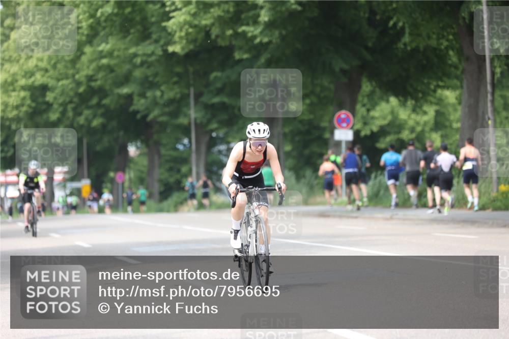 15.06.2025 - 7 Türme Triathlon Yannick Fuchs http://msf.ph/oto/7956695 15.06.2025 13:40:47 Radfahren 403, 526, 1007 meine-sportfotos.de