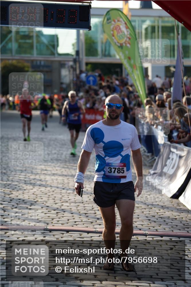 13.06.2025 - Holstenköstenlauf Felixshl http://msf.ph/oto/7956698 13.06.2025 19:47:32 Laufen 2639, 2795, 3785 meine-sportfotos.de