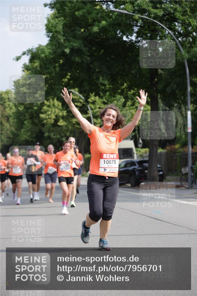 15.06.2025 - REWE Women's Run Jannik Wohlers http://msf.ph/oto/7956701 15.06.2025 08:52:05 Laufen 0126, 10675 meine-sportfotos.de