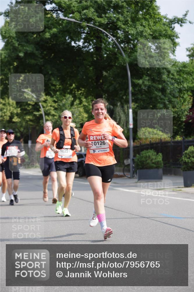 15.06.2025 - REWE Women's Run Jannik Wohlers http://msf.ph/oto/7956765 15.06.2025 08:52:08 Laufen 10221, 1073, 0126 meine-sportfotos.de
