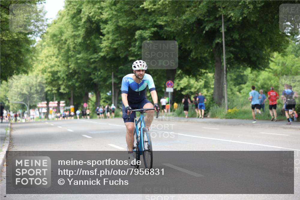 15.06.2025 - 7 Türme Triathlon Yannick Fuchs http://msf.ph/oto/7956831 15.06.2025 13:41:18 Radfahren 589 meine-sportfotos.de