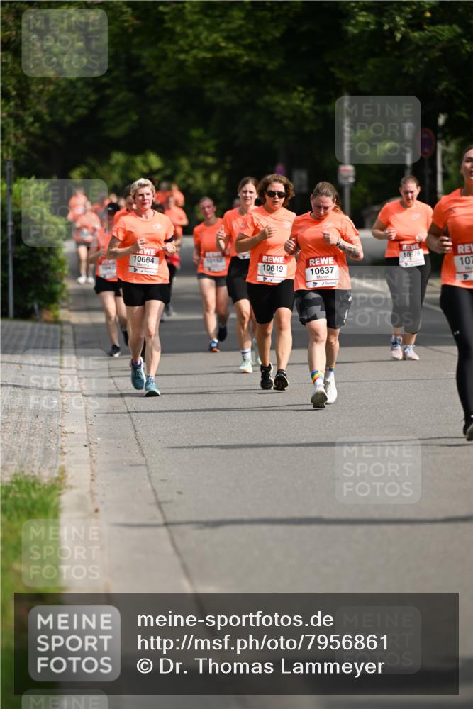 15.06.2025 - REWE Women's Run Dr. Thomas Lammeyer http://msf.ph/oto/7956861 15.06.2025 09:47:06 Laufen 10664, 10619, 10637 meine-sportfotos.de