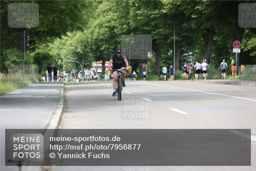 15.06.2025 - 7 Türme Triathlon Yannick Fuchs http://msf.ph/oto/7956877 15.06.2025 13:41:35 Radfahren 704, 1101 meine-sportfotos.de