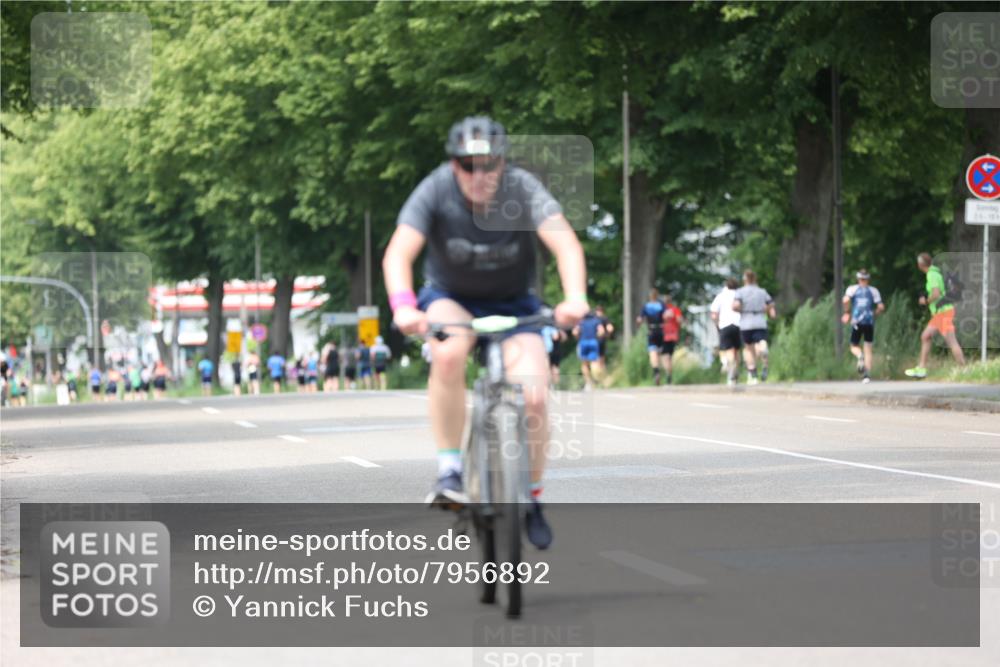 15.06.2025 - 7 Türme Triathlon Yannick Fuchs http://msf.ph/oto/7956892 15.06.2025 13:41:37 Radfahren 1101 meine-sportfotos.de
