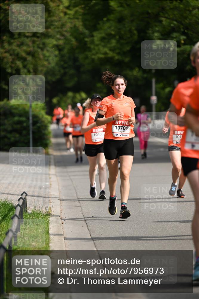 15.06.2025 - REWE Women's Run Dr. Thomas Lammeyer http://msf.ph/oto/7956973 15.06.2025 09:47:13 Laufen 10433, 10704, 1015 meine-sportfotos.de