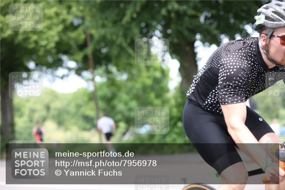 15.06.2025 - 7 Türme Triathlon Yannick Fuchs http://msf.ph/oto/7956978 15.06.2025 13:42:08 Radfahren 199 meine-sportfotos.de