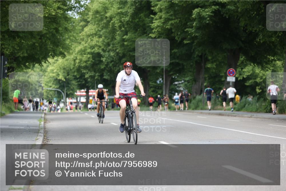 15.06.2025 - 7 Türme Triathlon Yannick Fuchs http://msf.ph/oto/7956989 15.06.2025 13:42:14 Radfahren 1082 meine-sportfotos.de