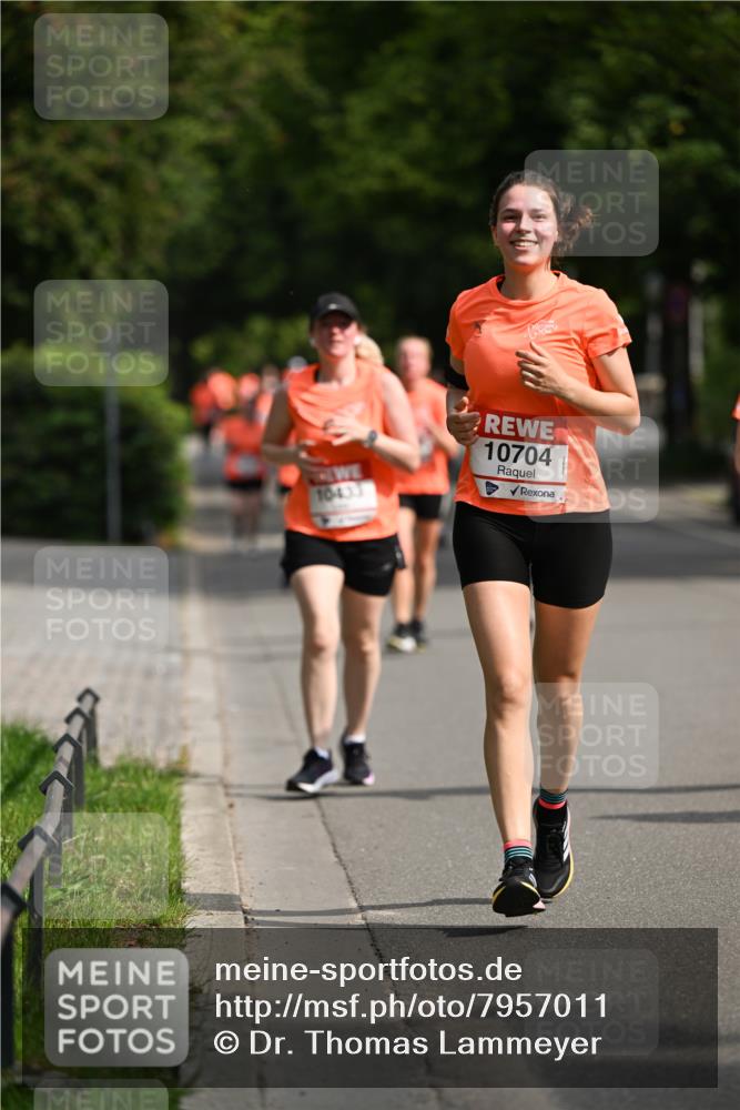 15.06.2025 - REWE Women's Run Dr. Thomas Lammeyer http://msf.ph/oto/7957011 15.06.2025 09:47:15 Laufen 10433, 10704 meine-sportfotos.de