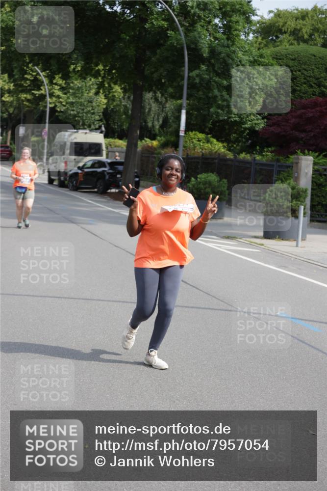 15.06.2025 - REWE Women's Run Jannik Wohlers http://msf.ph/oto/7957054 15.06.2025 09:14:29 Laufen  meine-sportfotos.de