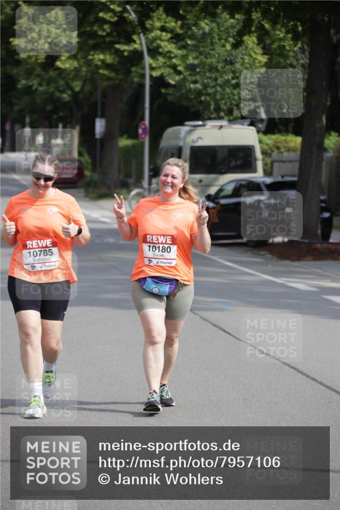 15.06.2025 - REWE Women's Run Jannik Wohlers http://msf.ph/oto/7957106 15.06.2025 09:14:32 Laufen 10785, 10180 meine-sportfotos.de